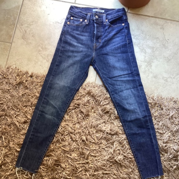 Levi’s WEDGIE Fit Skinny ankle jeans 26 - Picture 4 of 4